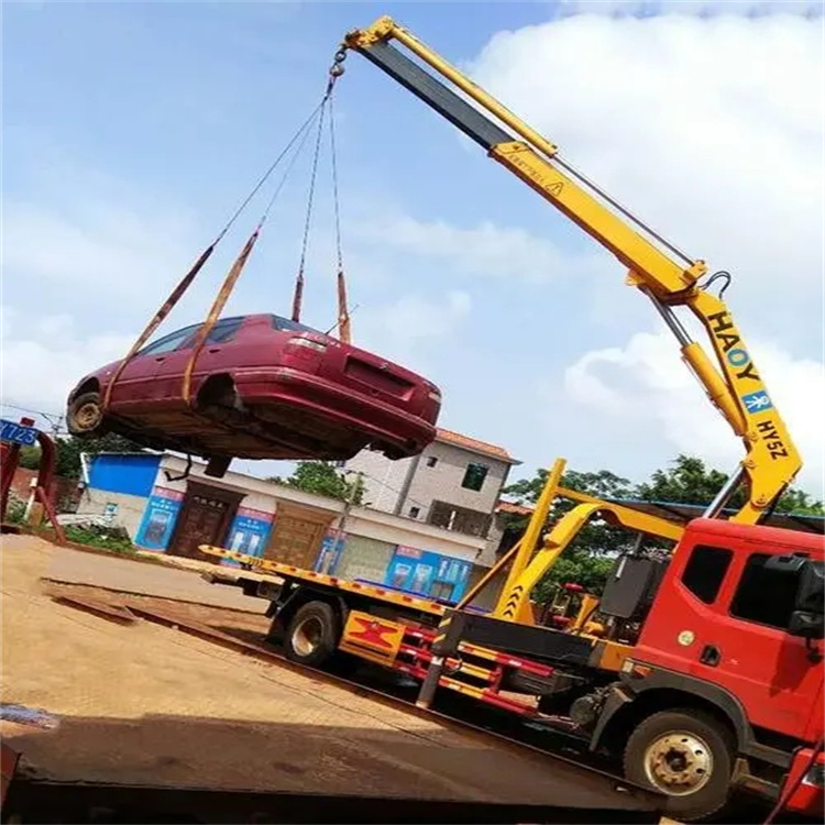 华蓥吊车救援小汽车怎么吊