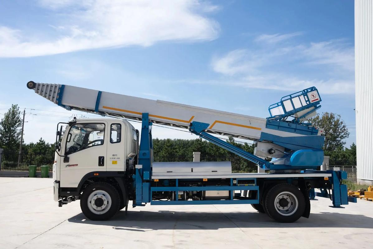 华蓥云梯上料车租赁费用