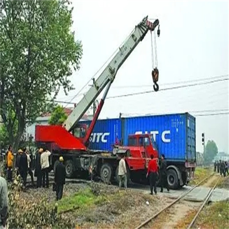 华蓥如何快速找到附近的吊车救援公司