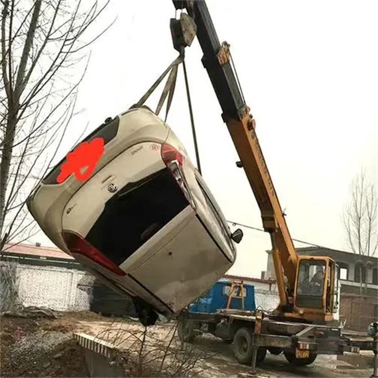 华蓥随时待命，吊车24小时道路救援服务全解析